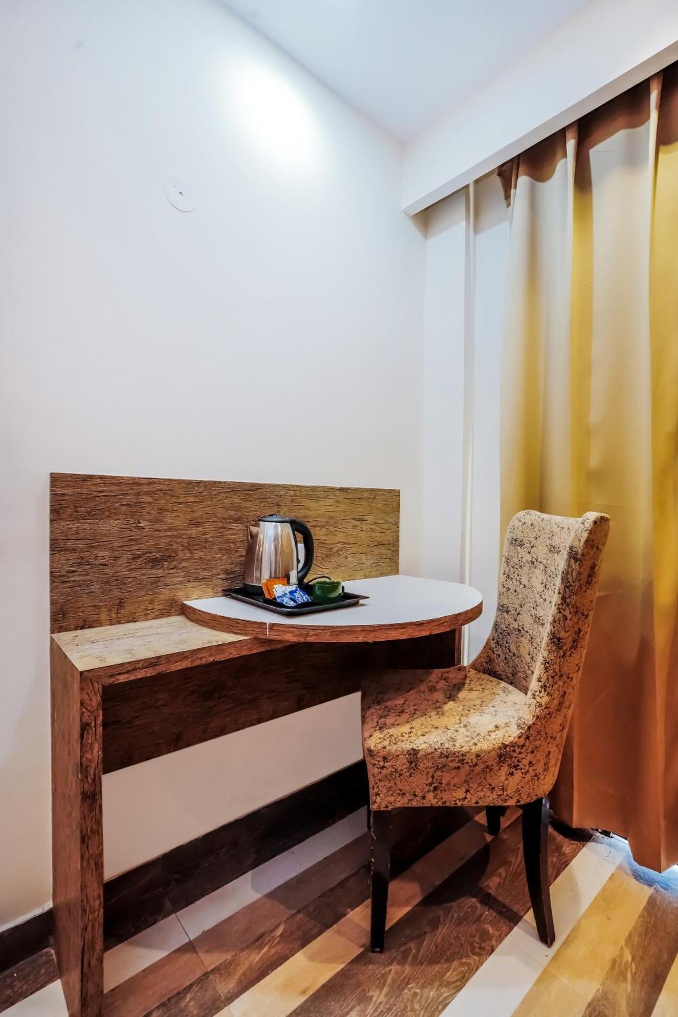 Himalayan Mountain And Valley View - Garden With Bonefire - Ample Parking - Luxury Balcony Rooms -By Aachman Stays!! Mashobra 西姆拉 外观 照片